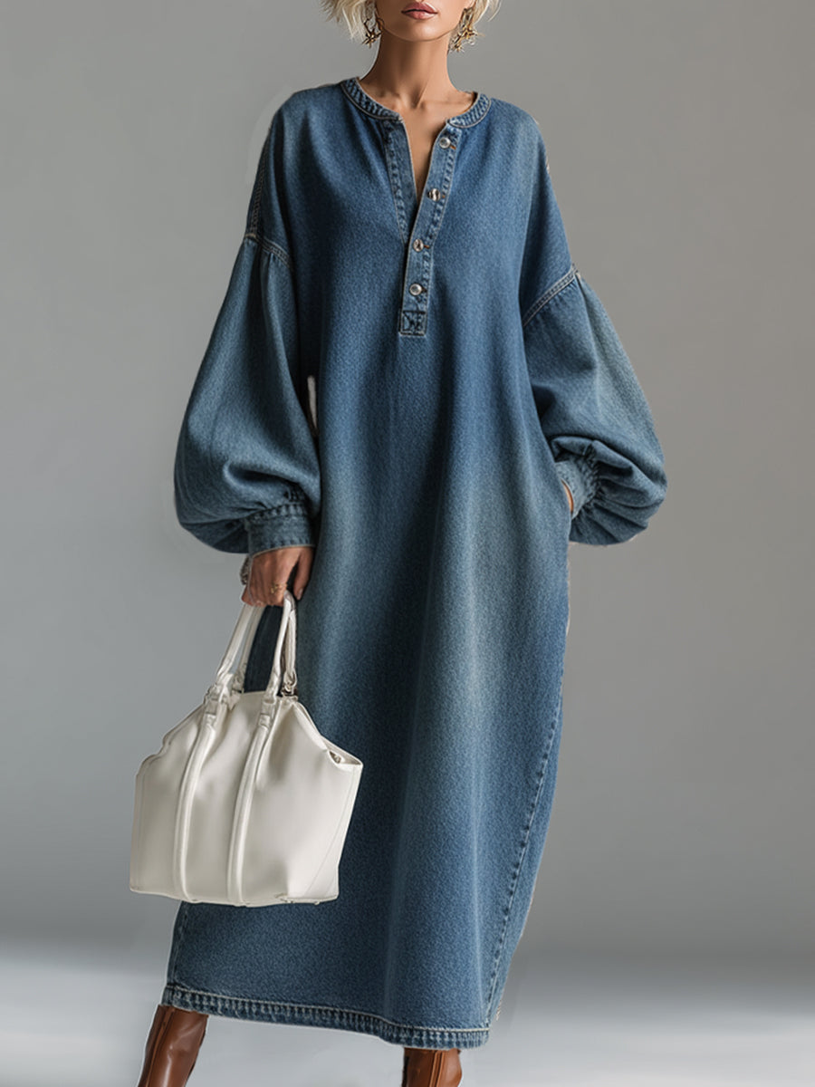Elegantes Maxikleid im Urban-Style aus blauem Denim mit durchgehender Knopfleiste