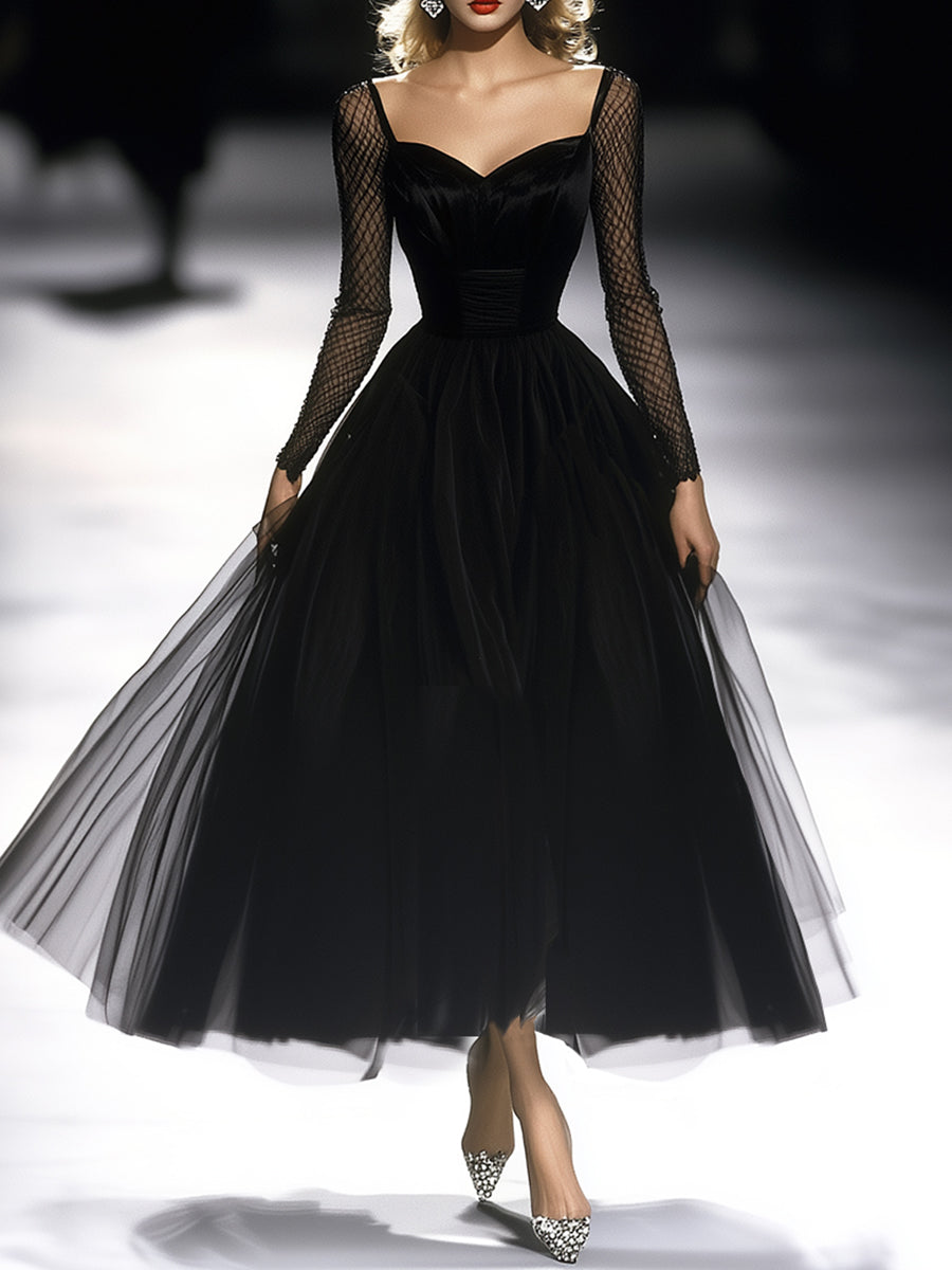 Klassisches französisches Retro-Maxikleid aus schwarzem Tüll