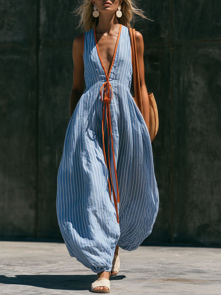 Lässiger Retro-Ballon-Jumpsuit aus Baumwoll-Leinen mit V-Ausschnitt, Bindeband und blau-weißen Streifen