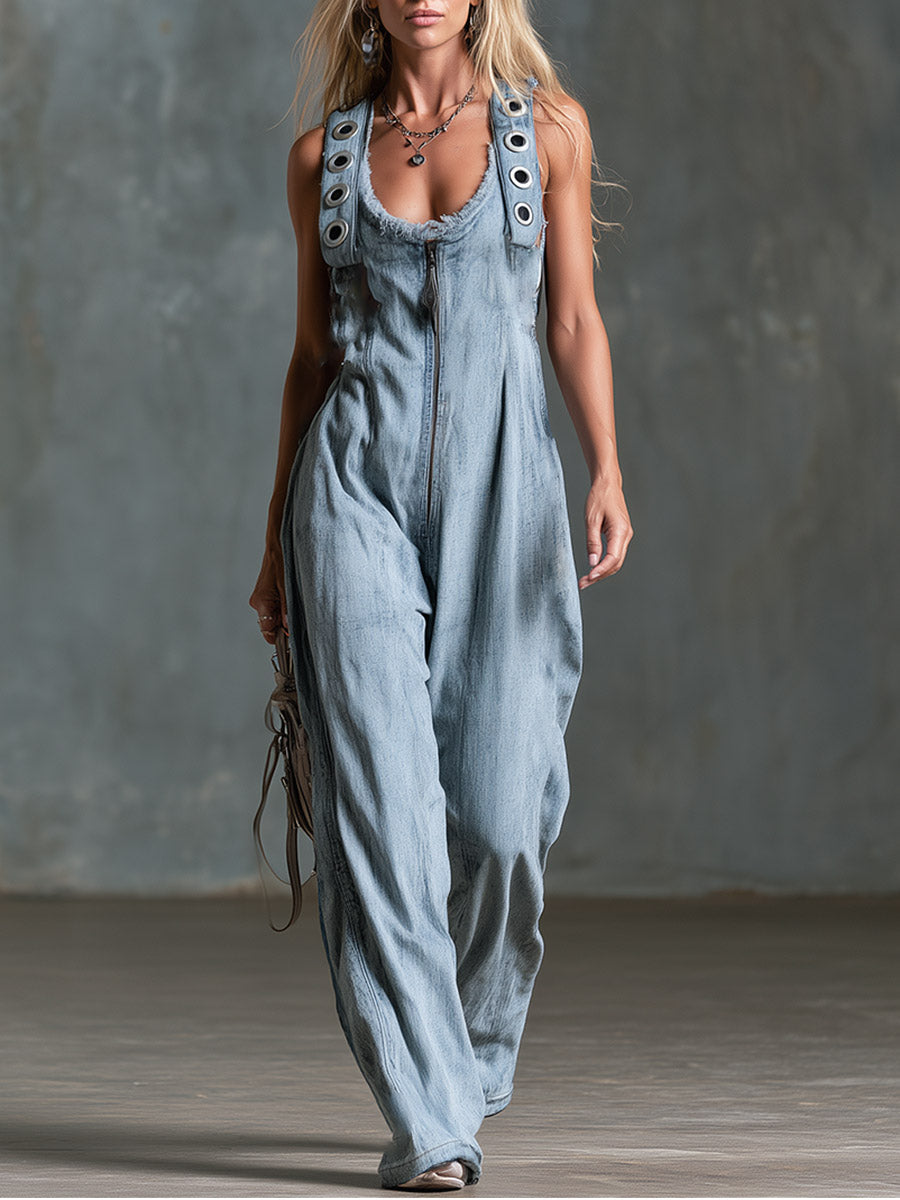 Schicker Retro Denim-Jumpsuit in Hellblau mit Metallösen-Schulterträgern