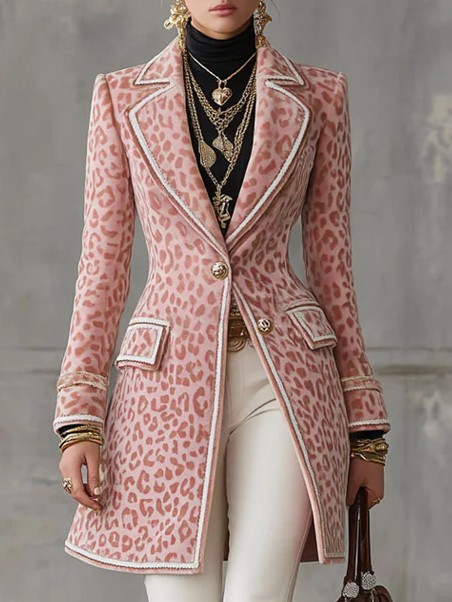 Einreihiger halblanger Mantel in Rosa mit Leopardenmuster und Revers