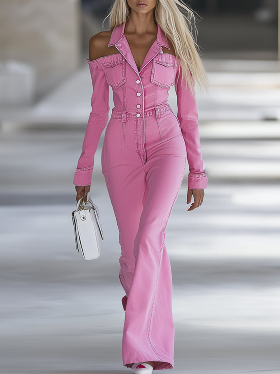 Modischer Individueller Jumpsuit aus Rosa Denim mit Reverskragen, Schulterfreiem Design, Langen Ärmeln und Ausgestellten Beinen