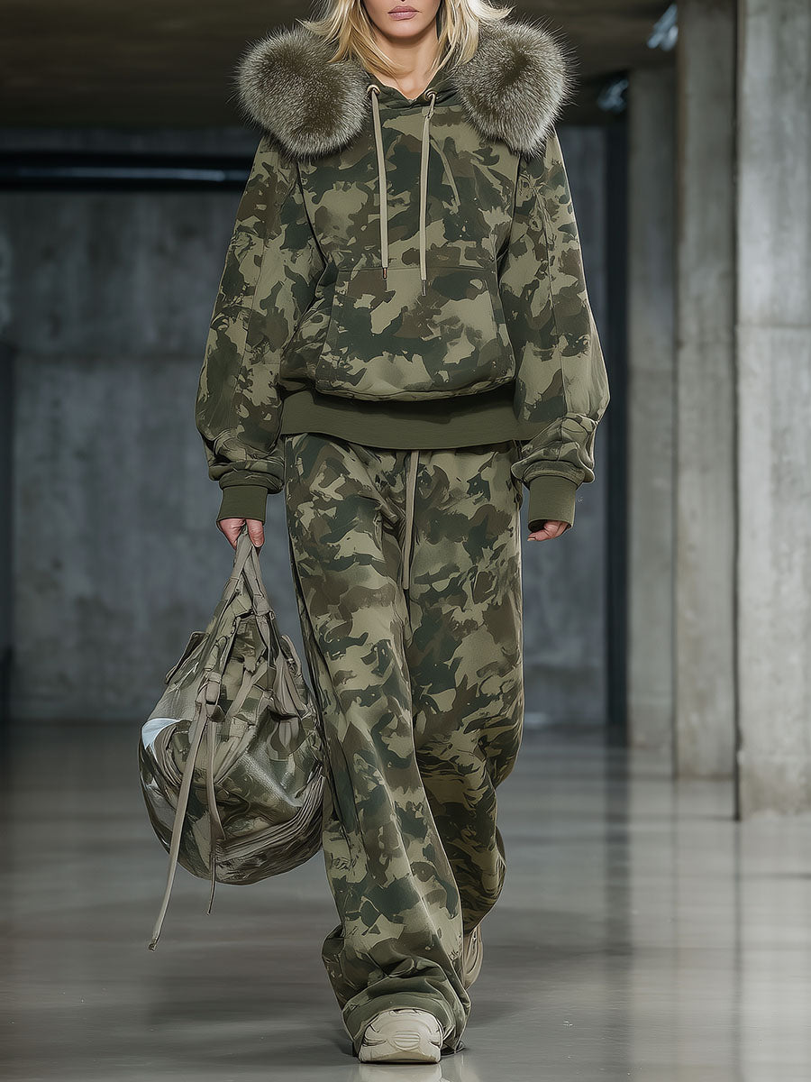 Lässig-modisches Set mit Camouflage-Druck und Kunstfellkragen aus Sweatshirt und weiter Hose