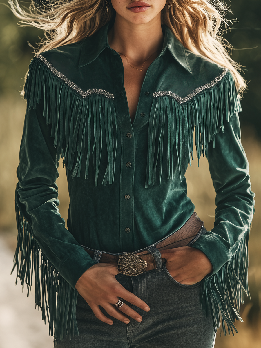 Langärmeliges Wildlederhemd mit Revers und Quasten im Boho-Retro-Look