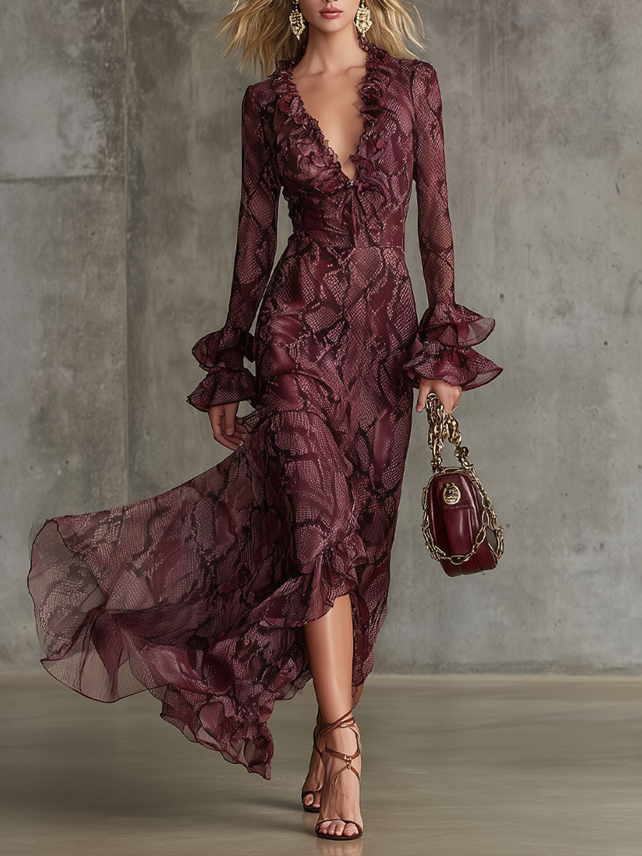 Elegantes und modisches bordeauxrotes Chiffon-Maxikleid mit Schlangenhaut-Muster, Volants und langen Ärmeln